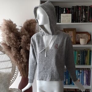 Pink hoodie cut out details ISU P1605